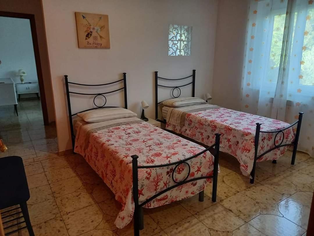 Отель Casa Emilia Marano Principato Экстерьер фото